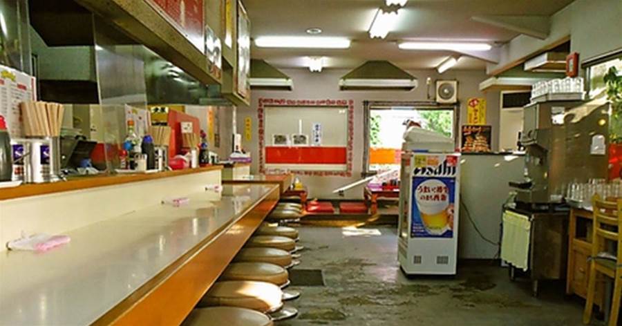 親に400万借りてラーメン屋を開業した俺、1年半で店を潰す